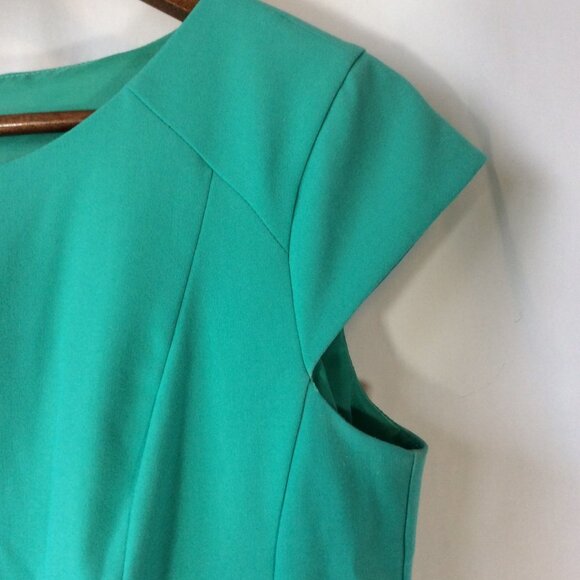 db est. 1962 Light Green Shift Dress, Sleeveless with Pleated Skirt - Picture 3 of 7